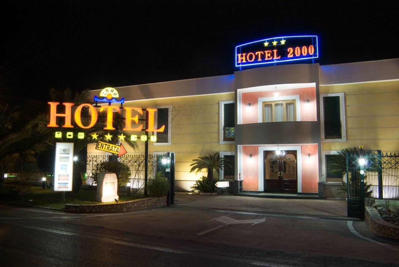 Hotel 2000 Giugliano In Campania Esterno foto